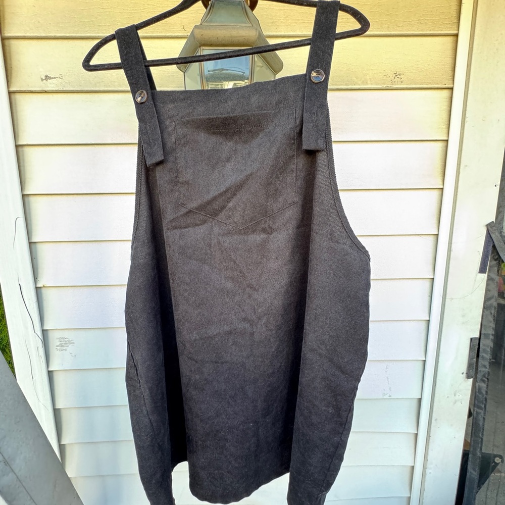 Stylish Black overall dress